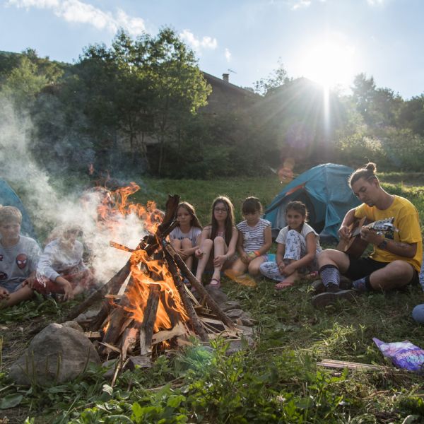 Colonie de vacances été 2024 enfant VACAF petit trappeur